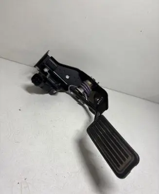 Toyota Corolla Verso AR10 Accelerator throttle pedal 8928152021 1983003041