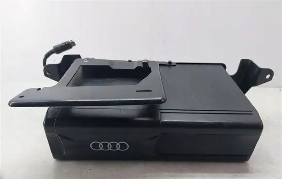 Audi A8 S8 D2 4D CD/DVD changer 