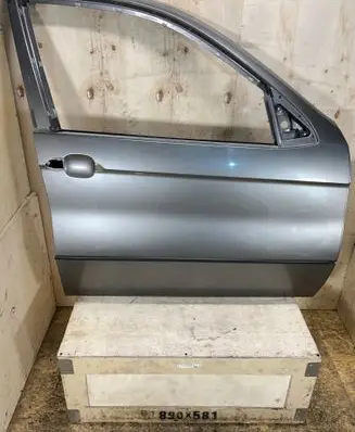 BMW X5 E53 Front door 8256824 41518256824
