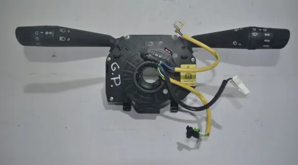 Fiat Punto (176) Tailgate/trunk/boot open switch 073552131300