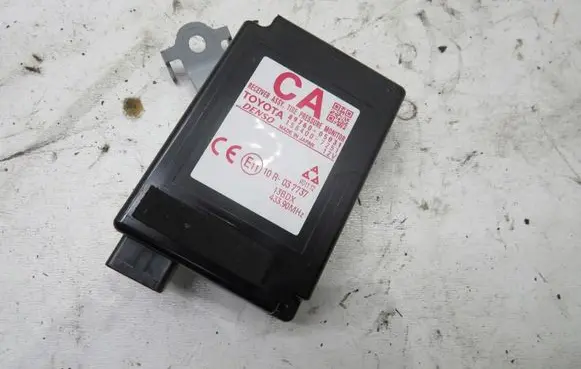 Toyota Avensis T270 Tire pressure control unit 89760-05031