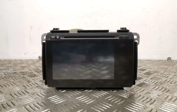 Honda HR-V Radio/CD/DVD/GPS head unit 39100T8ME51M1