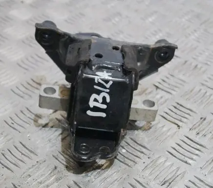 Seat Ibiza IV (6J,6P) Engine mount bracket 6Q0199555AC