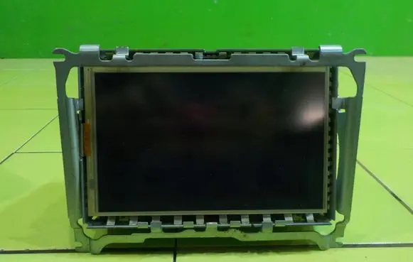 Jaguar XF X250 Radio/CD/DVD/GPS head unit 7612052067 CX2314F667AJ