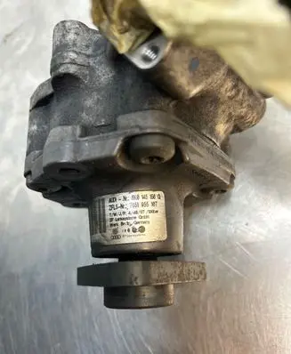 Audi A4 S4 B8 8K Power steering pump 8K0145156G 7651955107