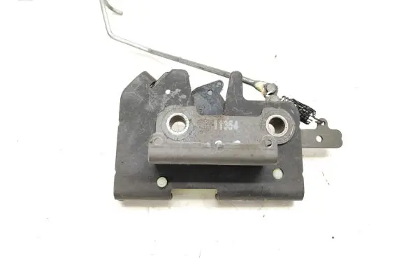 Mazda Tribute Tailgate/trunk/boot lock/catch/latch 5L847861382A