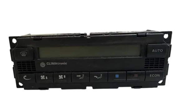 Volkswagen Golf IV Climate control unit