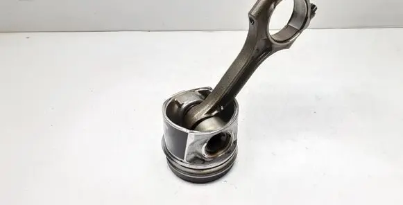 Volvo S60 Piston with connecting rod 82L175