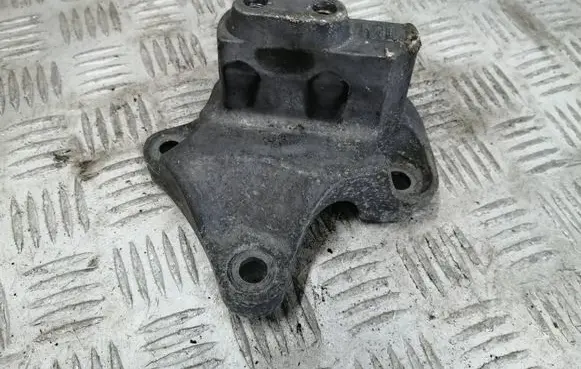 Peugeot Expert Engine mount bracket 9807981180 17357R01 26023
