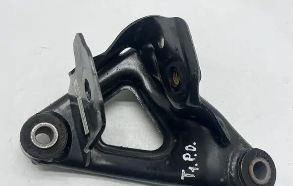 Tesla Model 3 Engine mounting bracket 111023200C AMX220350096540