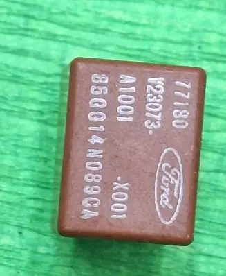 Ford Sierra Other relay 85G014N089CA 23073 71130