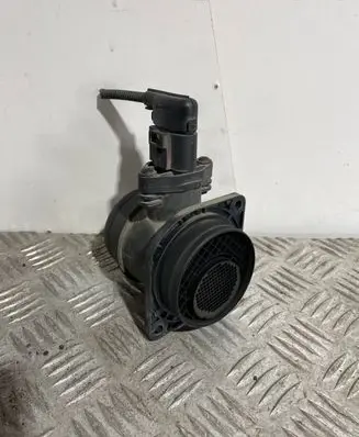 Skoda Octavia Mk2 (1Z) Mass air flow meter 0281002531