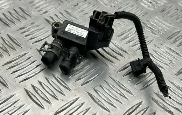 Volvo V60 Exhaust gas pressure sensor AV615L200AB