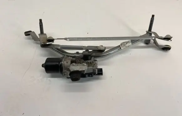 Front wiper linkage and motor
