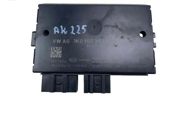 Volkswagen Amarok Tow bar trailer control unit/module 1K0907383F