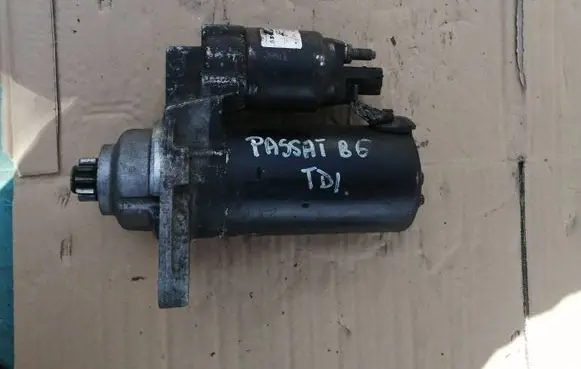 Volkswagen PASSAT B6 Starter motor 02Z911023FX