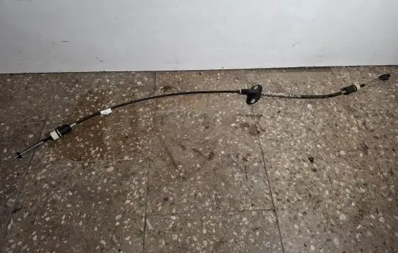 Volvo V60 Gear shift cable linkage 31325598