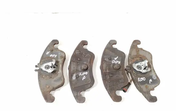 Mercedes-Benz E C207 W207 Brake pads (front) A0054201020 A0064202820 A0074207520