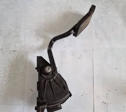 Ford Galaxy Accelerator throttle pedal YM219F836GA