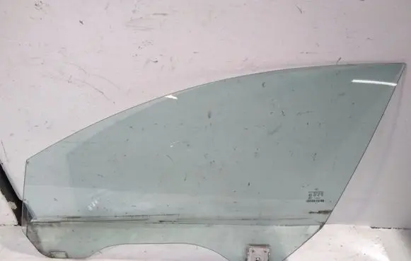 Mercedes-Benz CLS C219 Front door window glass four-door