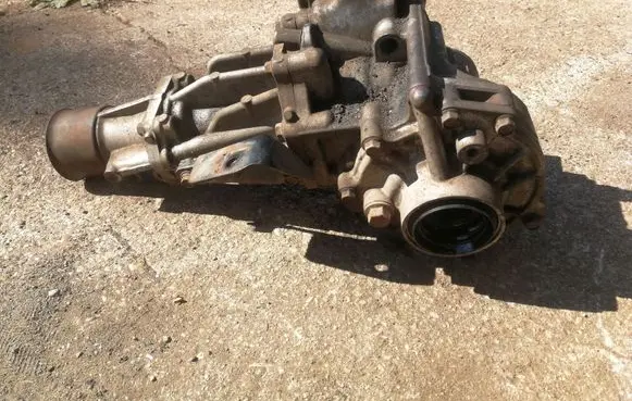 Mitsubishi Outlander Gearbox transfer box case 067039
