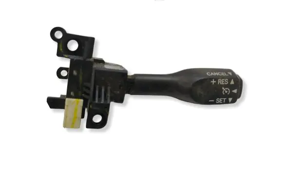 Toyota Corolla Verso AR10 Cruise control switch 8463234011