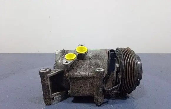 Mazda 3 II Air conditioning (A/C) compressor (pump) F500JUBBA06