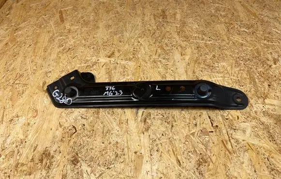 MG MG3 II Headlight/headlamp mounting bracket 10223322