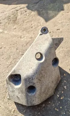 Skoda Fabia Mk1 (6Y) Engine mounting bracket 045199207