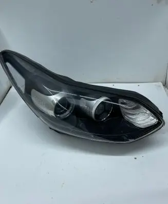 KIA Sportage Headlight/headlamp 92102F1010