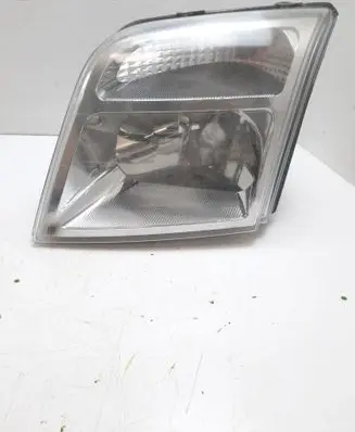 Ford Connect Headlight/headlamp 2T1413005 39140748