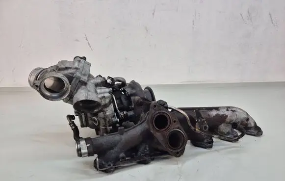 BMW 6 F12 F13 Turbo 8508092
