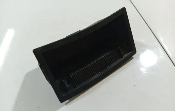 Hyundai Ioniq Car ashtray 