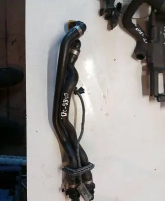 Volvo XC60 Engine coolant pipe/hose 31338213