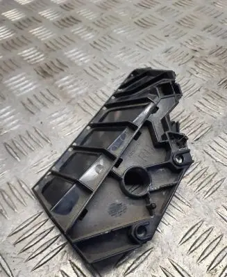 Infiniti Q70 Y51 Front bumper mounting bracket