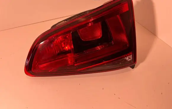 Volkswagen Golf VII Tailgate rear/tail lights 5GM945094A 2SD01197804 00187094