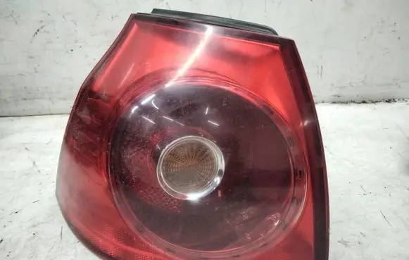 Volkswagen Golf V Rear/tail lights 1K6945095Q