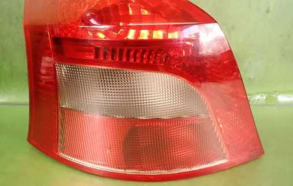 Toyota Yaris Rear/tail lights