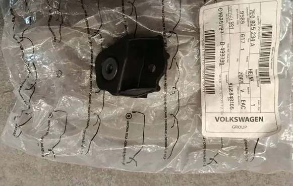Volkswagen Transporter - Caravelle T5 Radiator support slam panel bracket 7E0805234A