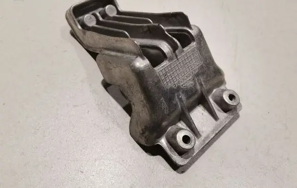 Jaguar F-Pace Other engine bay part HK83042K50AC