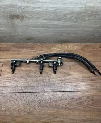 Audi A4 S4 B6 8E 8H Fuel main line pipe 058133681