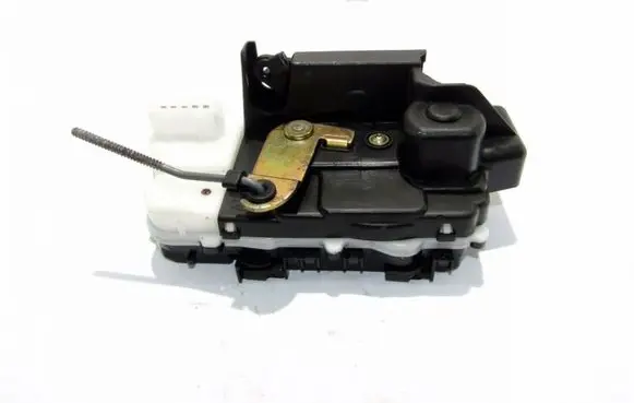 Peugeot 607 Rear door lock