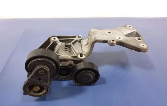 Volvo V50 Engine mount vacuum valve 30750940
