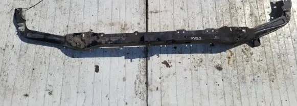 Citroen C4 Grand Picasso Radiator support slam panel