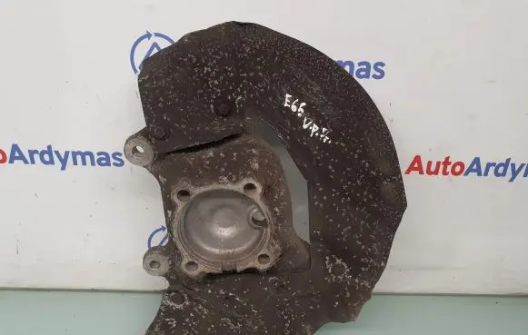 BMW 7 E65 E66 Front wheel hub spindle knuckle 6753462 31216753462
