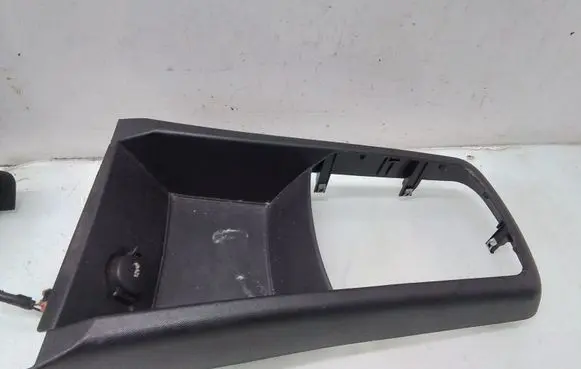KIA Ceed Other center console (tunnel) element 846171H000