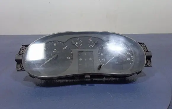 Opel Movano A Speedometer (instrument cluster) 8200032767