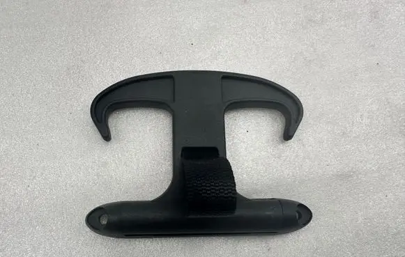 Audi A6 S6 C7 4G Tie down hook / loop 4G5867615