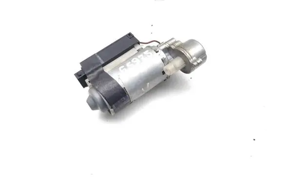 BMW X5 E53 Steering column adjust motor 6903945 0390201667 67646903945