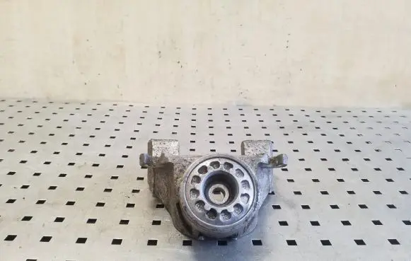 Volvo XC90 Front shock absorber mounting bracket 